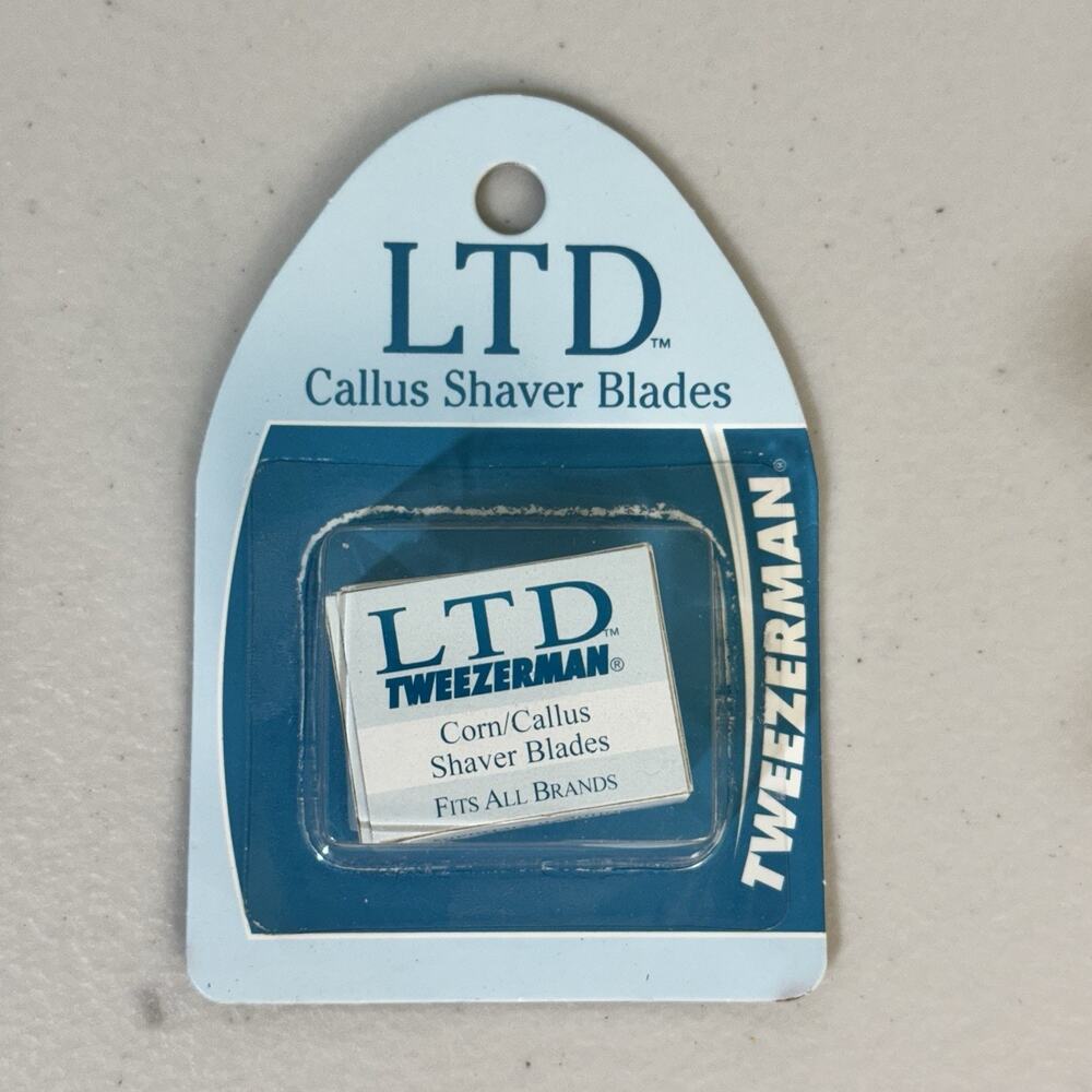 Tweezerman Safety Slide Callus Shaver & Rasp With Refill Blades Made In Germany - Picture 4 of 6